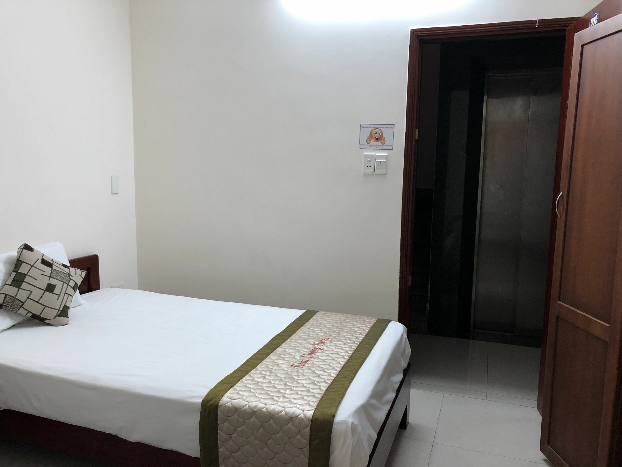 Kim Cuong Hotel Da Nang Exterior photo